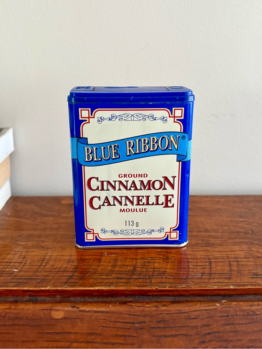 Vintage Blue Ribbon Ground Cinnamon Tin - Blue & Cream